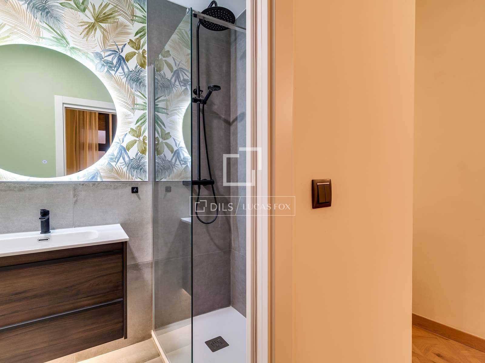 3 bedroom Apartment for sale in Barcelona city - € 590,000 (Ref: 9696864)