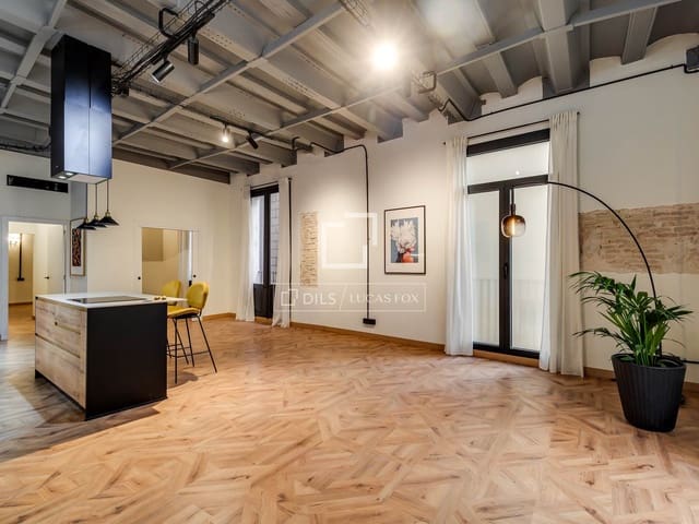 3 bedroom Apartment for sale in Barcelona city - € 590,000 (Ref: 9696864)