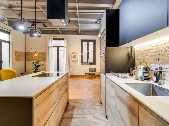 3 bedroom Apartment for sale in Barcelona city - € 590,000 (Ref: 9696864)