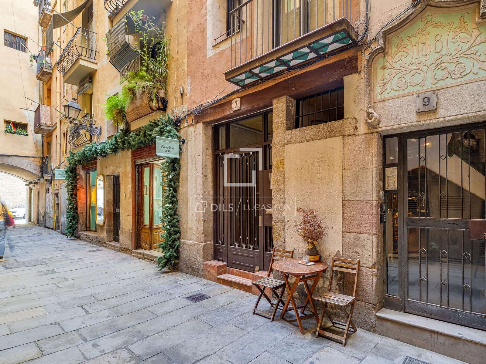 3 bedroom Apartment for sale in Barcelona city - € 590,000 (Ref: 9696864)