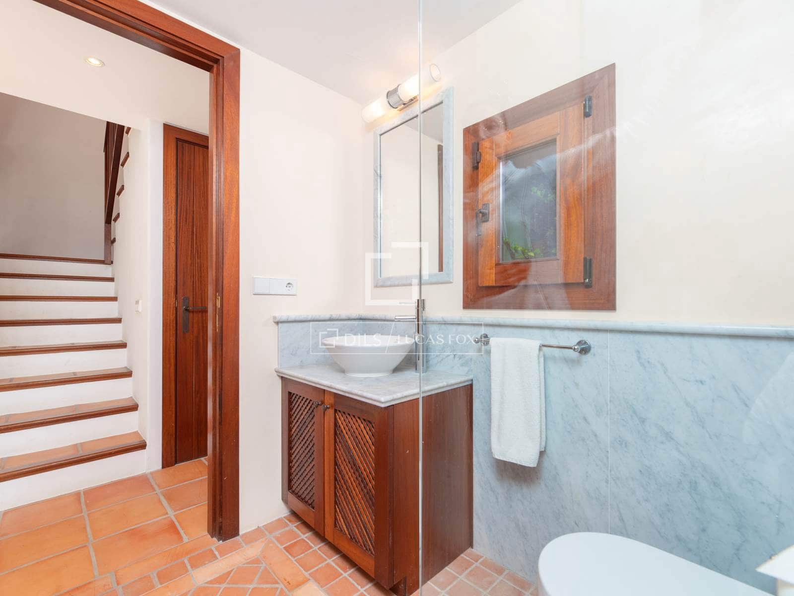 5 bedroom Villa for sale in Nuestra Senora de Jesus with pool garage - € 8,200,000 (Ref: 9696867)