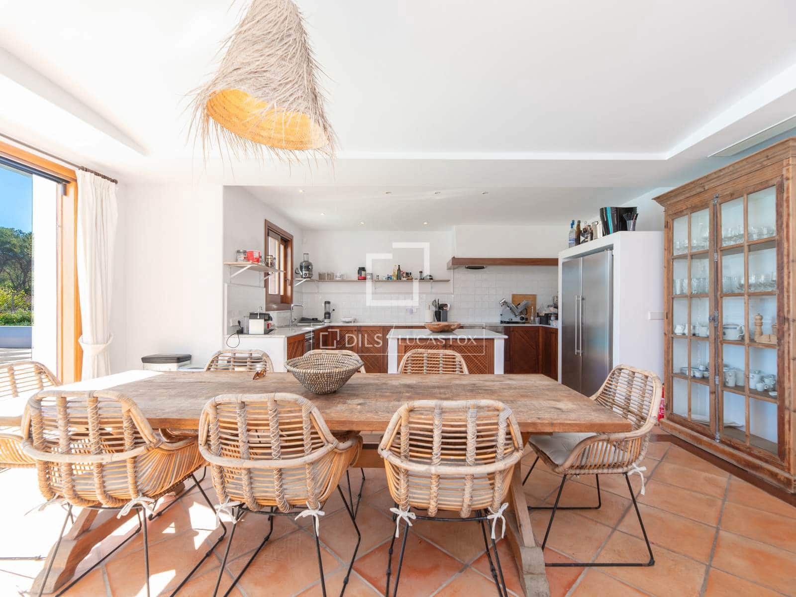 5 bedroom Villa for sale in Nuestra Senora de Jesus with pool garage - € 8,200,000 (Ref: 9696867)