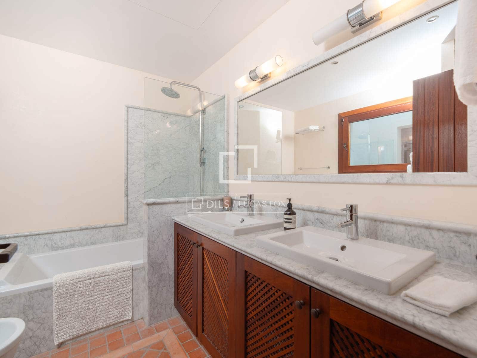 5 bedroom Villa for sale in Nuestra Senora de Jesus with pool garage - € 8,200,000 (Ref: 9696867)