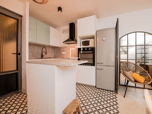 3 bedroom Apartment for sale in Platja d'Aro, Castell-Platja d'Aro - € 325,000 (Ref: 9696870)