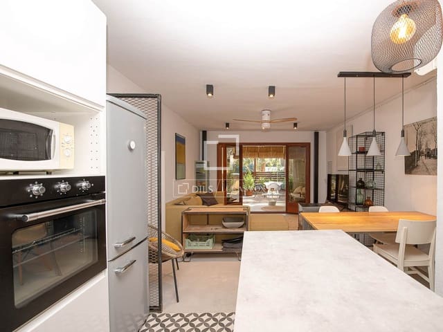 3 bedroom Apartment for sale in Platja d'Aro, Castell-Platja d'Aro - € 325,000 (Ref: 9696870)