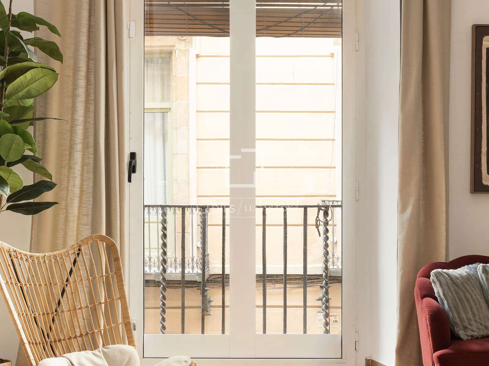 2 soveværelse Lejlighed til salg i Barcelona by - € 635.000 (Ref: 9697752)