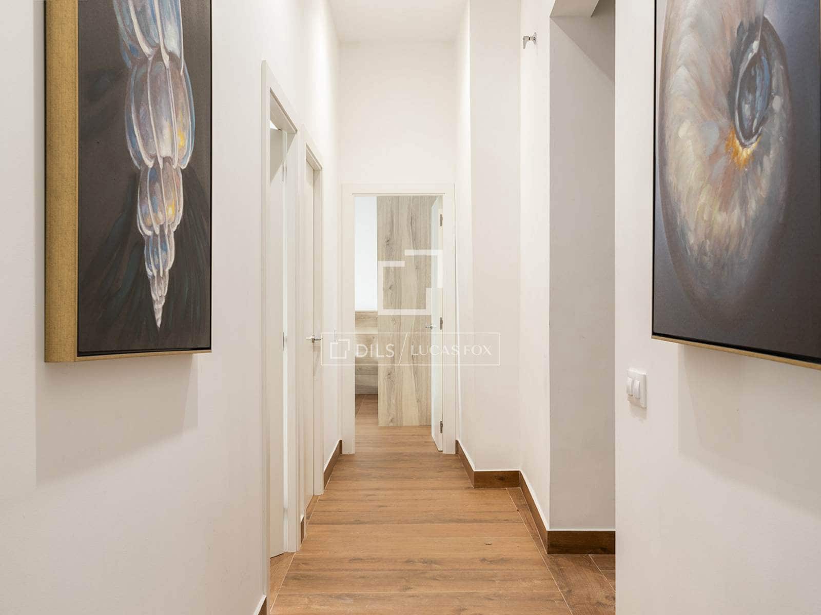 2 soveværelse Lejlighed til salg i Barcelona by - € 635.000 (Ref: 9697752)