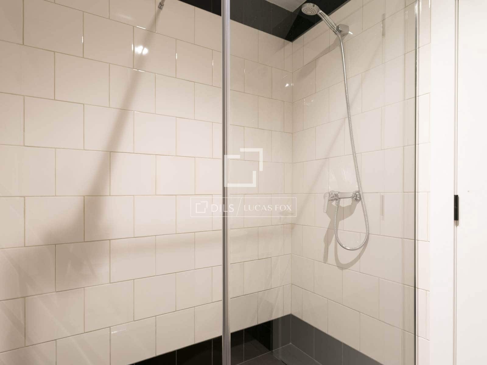 Apartamento de 2 habitaciones en Barcelona ciudad en venta - 412.000 € (Ref: 9697753)