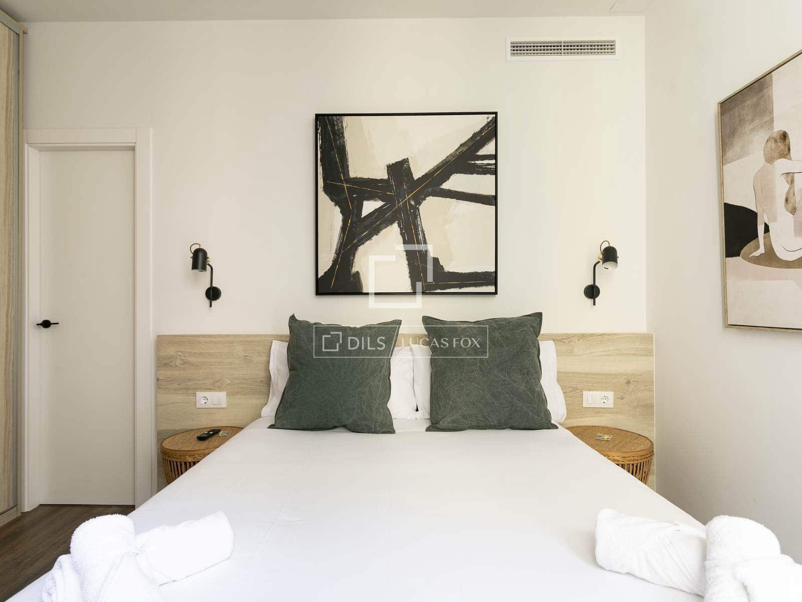 3 bedroom Apartment for sale in Barcelona city - € 535,000 (Ref: 9697754)