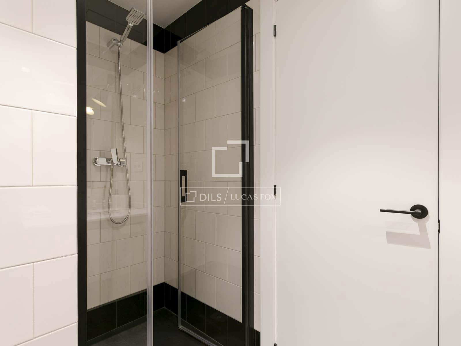 3 bedroom Apartment for sale in Barcelona city - € 535,000 (Ref: 9697754)