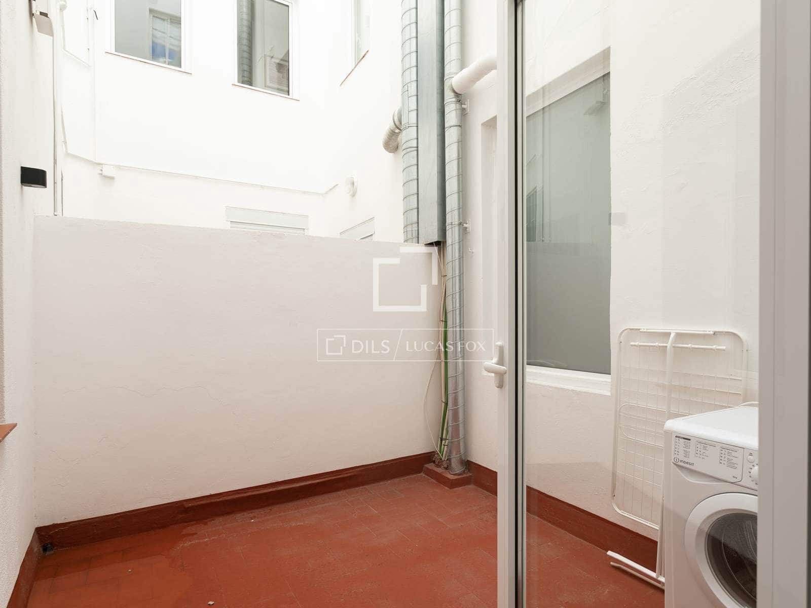 3 bedroom Apartment for sale in Barcelona city - € 535,000 (Ref: 9697754)