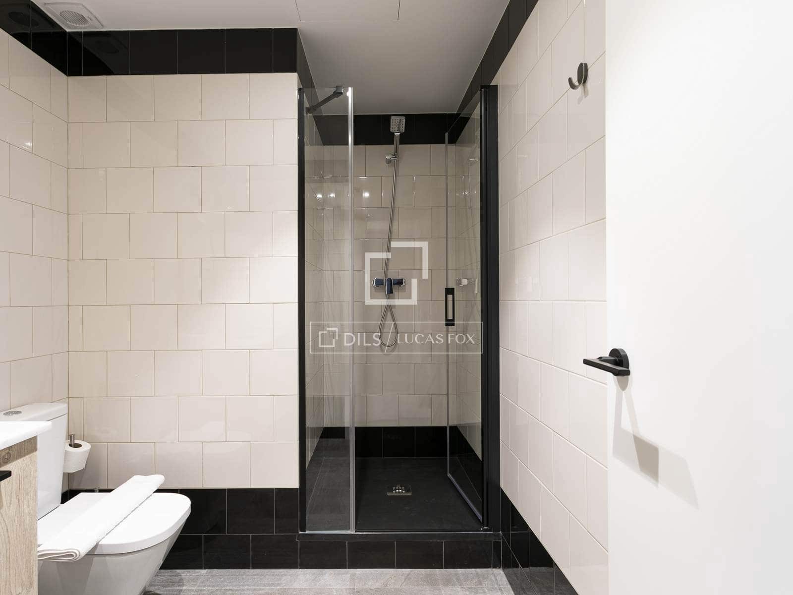 3 bedroom Apartment for sale in Barcelona city - € 535,000 (Ref: 9697754)