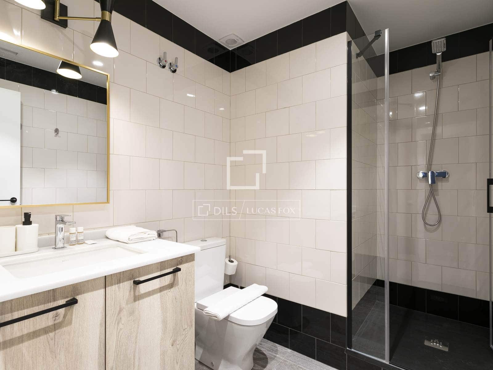 3 bedroom Apartment for sale in Barcelona city - € 535,000 (Ref: 9697754)