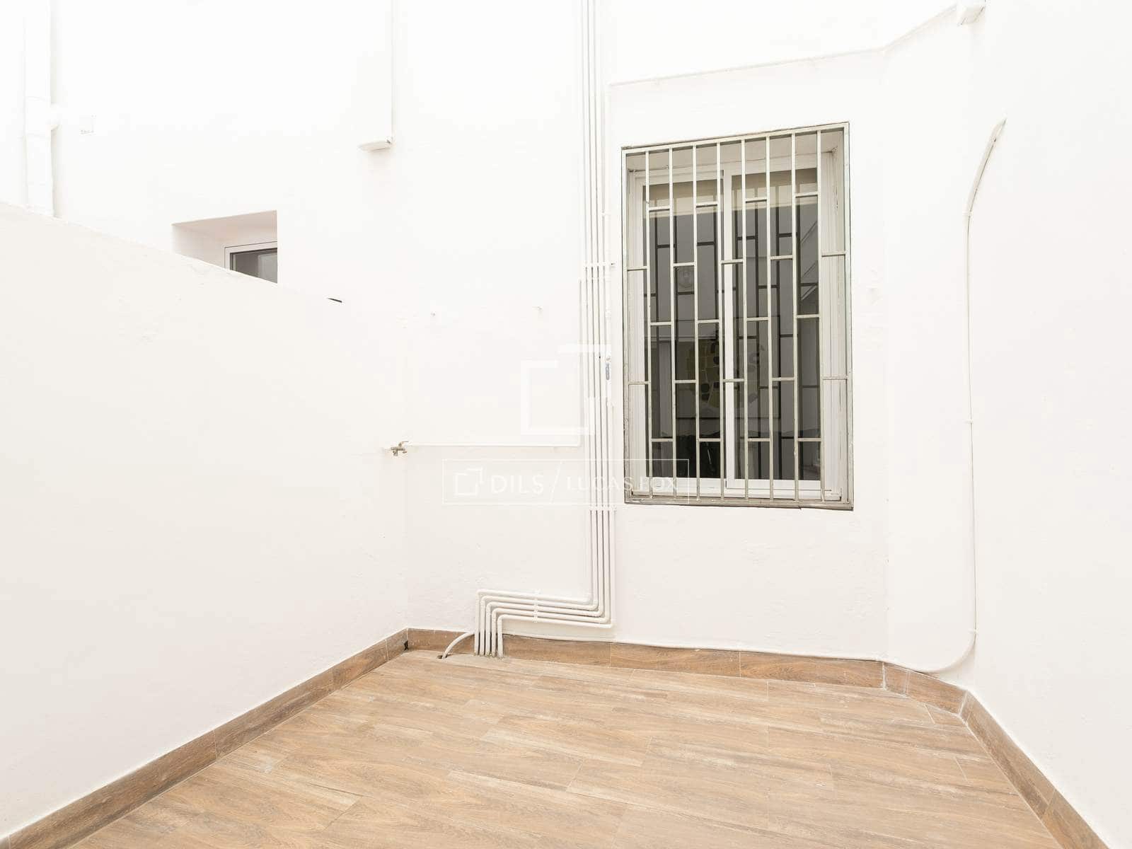2 slaapkamer Appartement te koop in Barcelona stad - € 499.000 (Ref: 9697755)