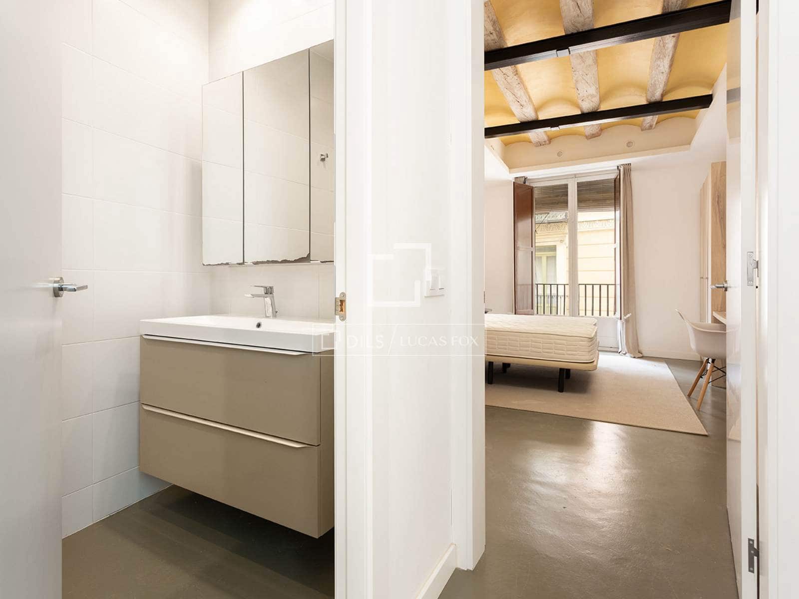 2 slaapkamer Appartement te koop in Barcelona stad - € 499.000 (Ref: 9697755)
