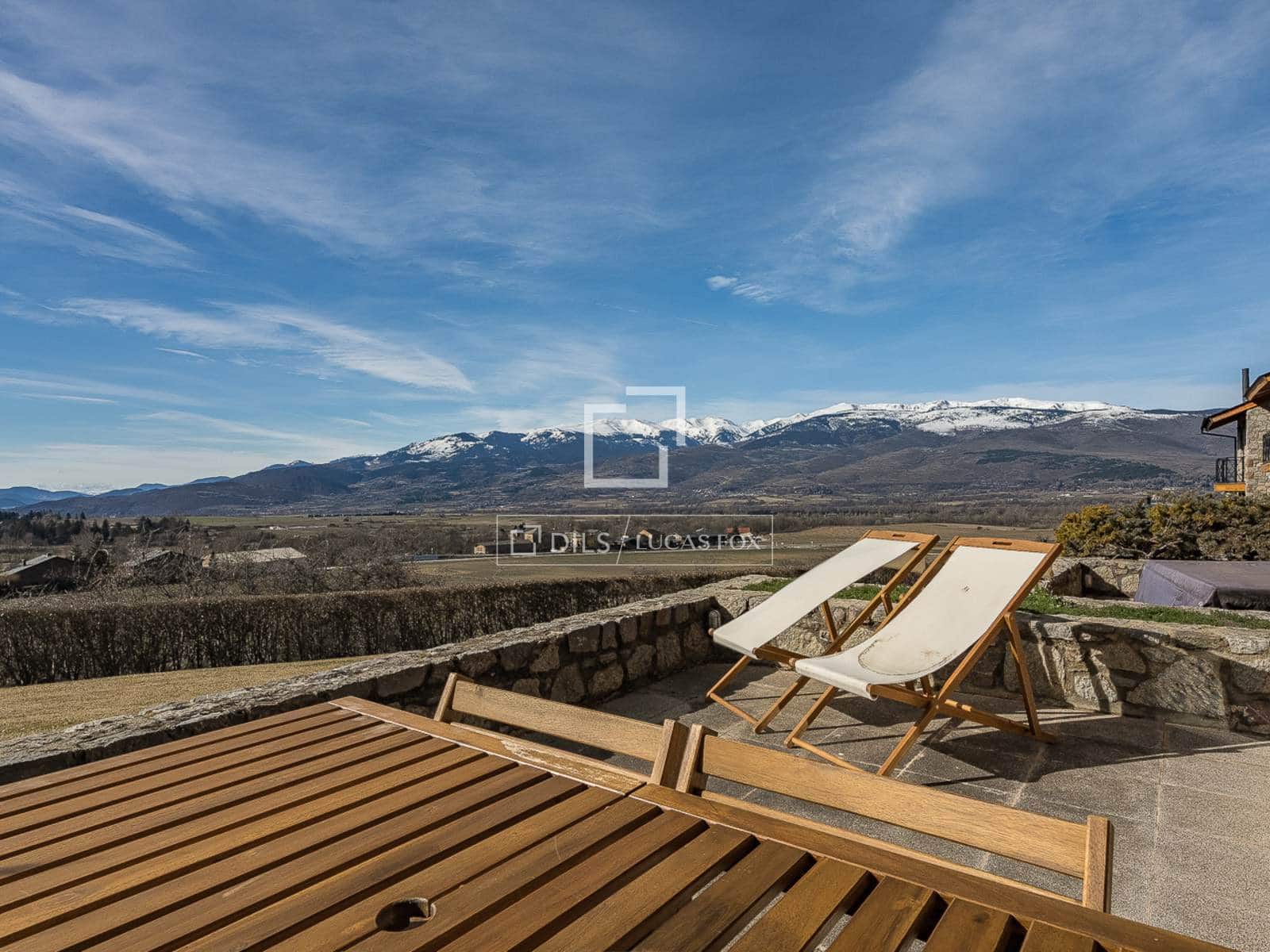 4 bedroom Villa for sale in Fontanals de Cerdanya - € 495,000 (Ref: 9697821)
