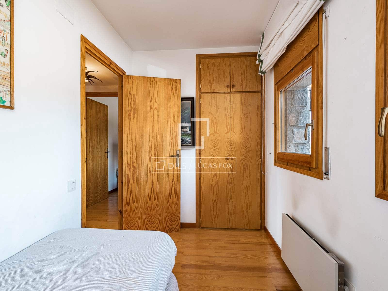 4 bedroom Villa for sale in Fontanals de Cerdanya - € 495,000 (Ref: 9697821)