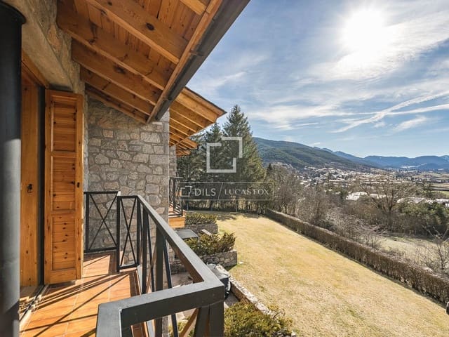 Chalet de 4 habitaciones en Fontanals de Cerdanya en venta - 495.000 € (Ref: 9697821)