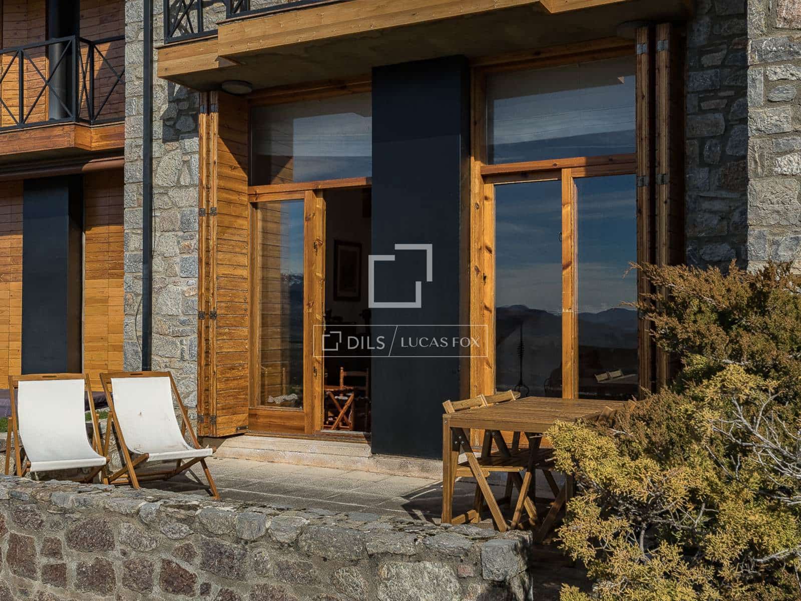 4 bedroom Villa for sale in Fontanals de Cerdanya - € 495,000 (Ref: 9697821)