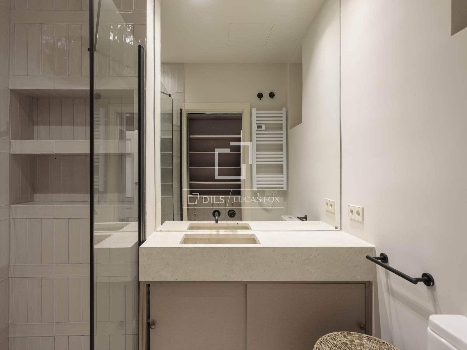 2 soverom Leilighet til leie i Madrid by - € 2 200 (Ref: 9697822)