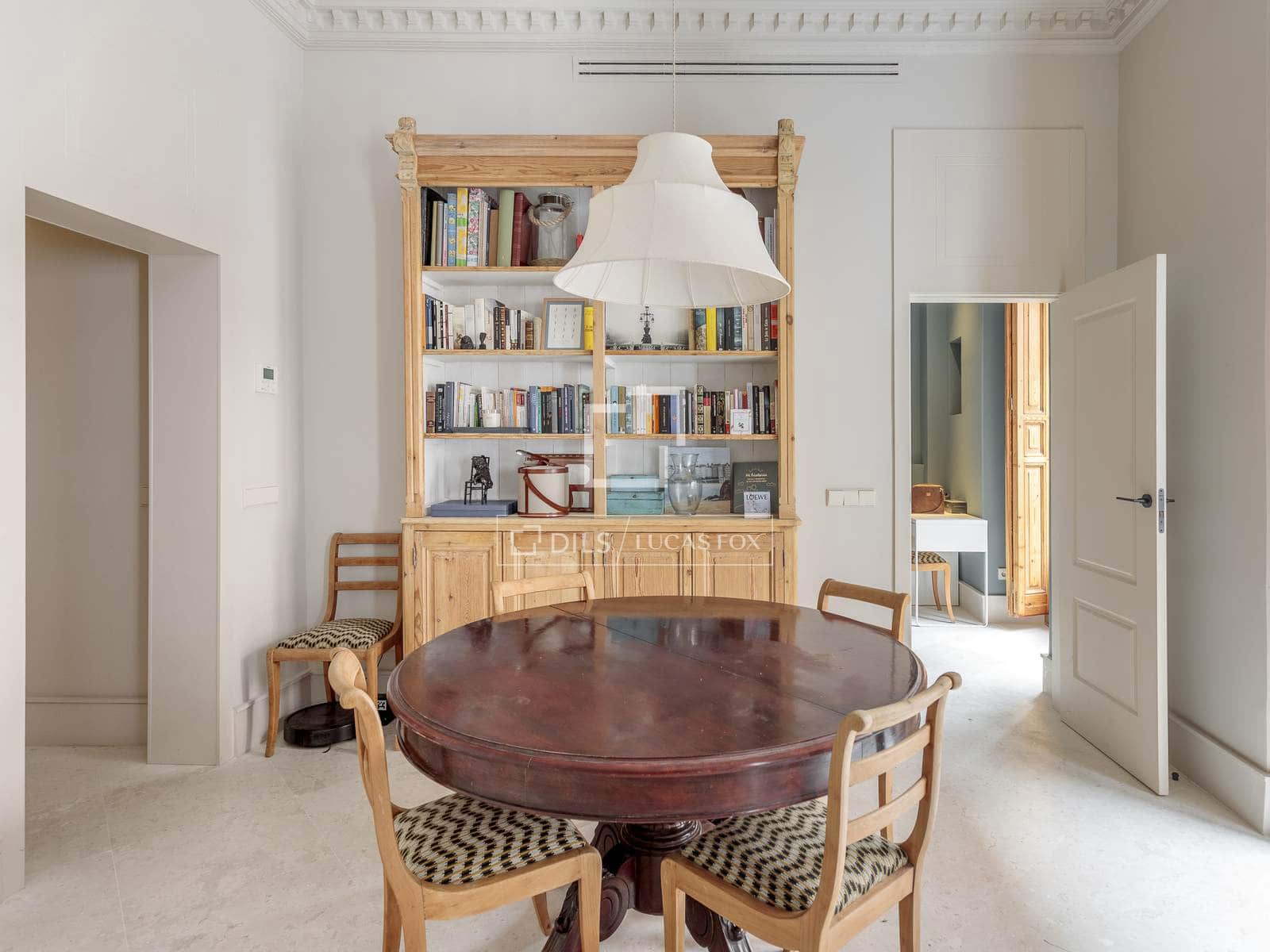 2 soverom Leilighet til leie i Madrid by - € 2 200 (Ref: 9697822)