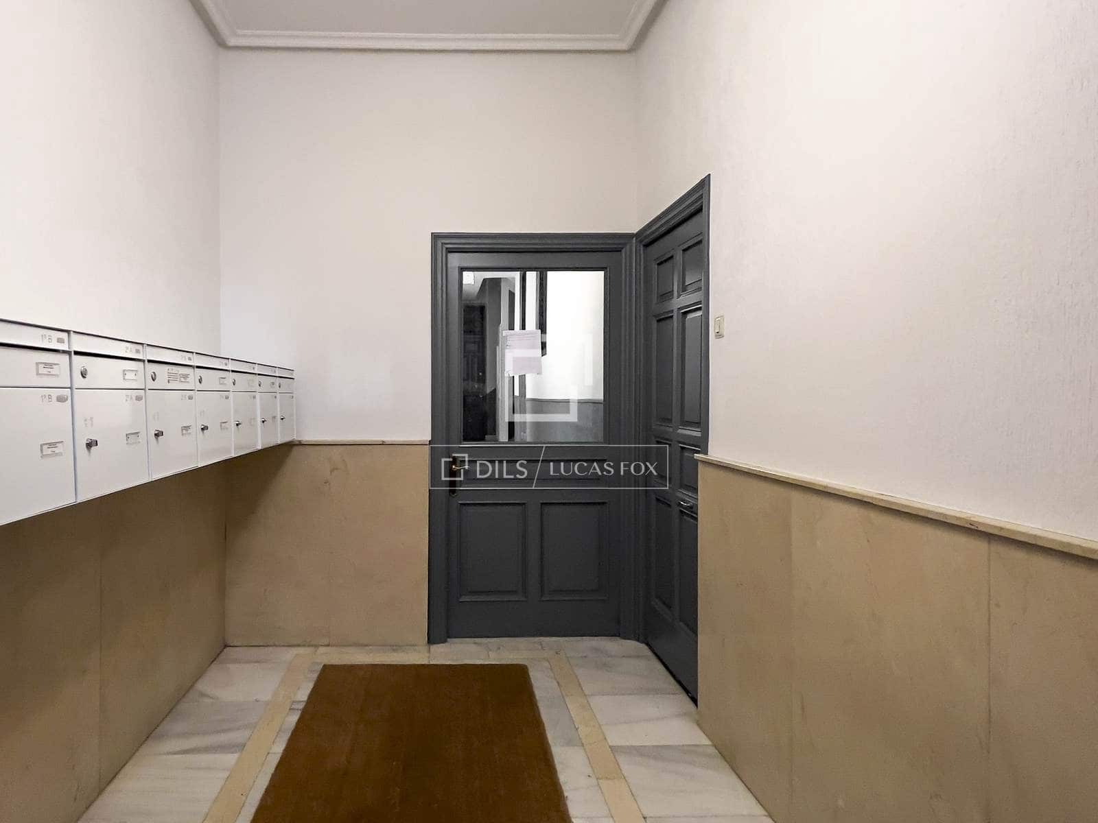 2 soverom Leilighet til leie i Madrid by - € 2 200 (Ref: 9697822)