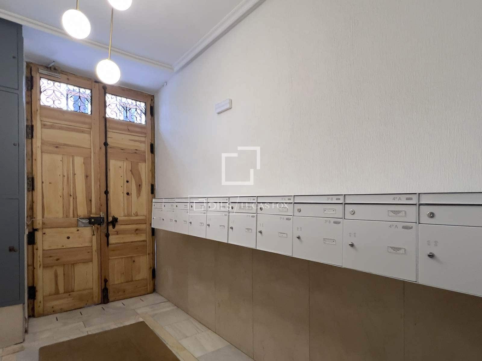 2 soverom Leilighet til leie i Madrid by - € 2 200 (Ref: 9697822)