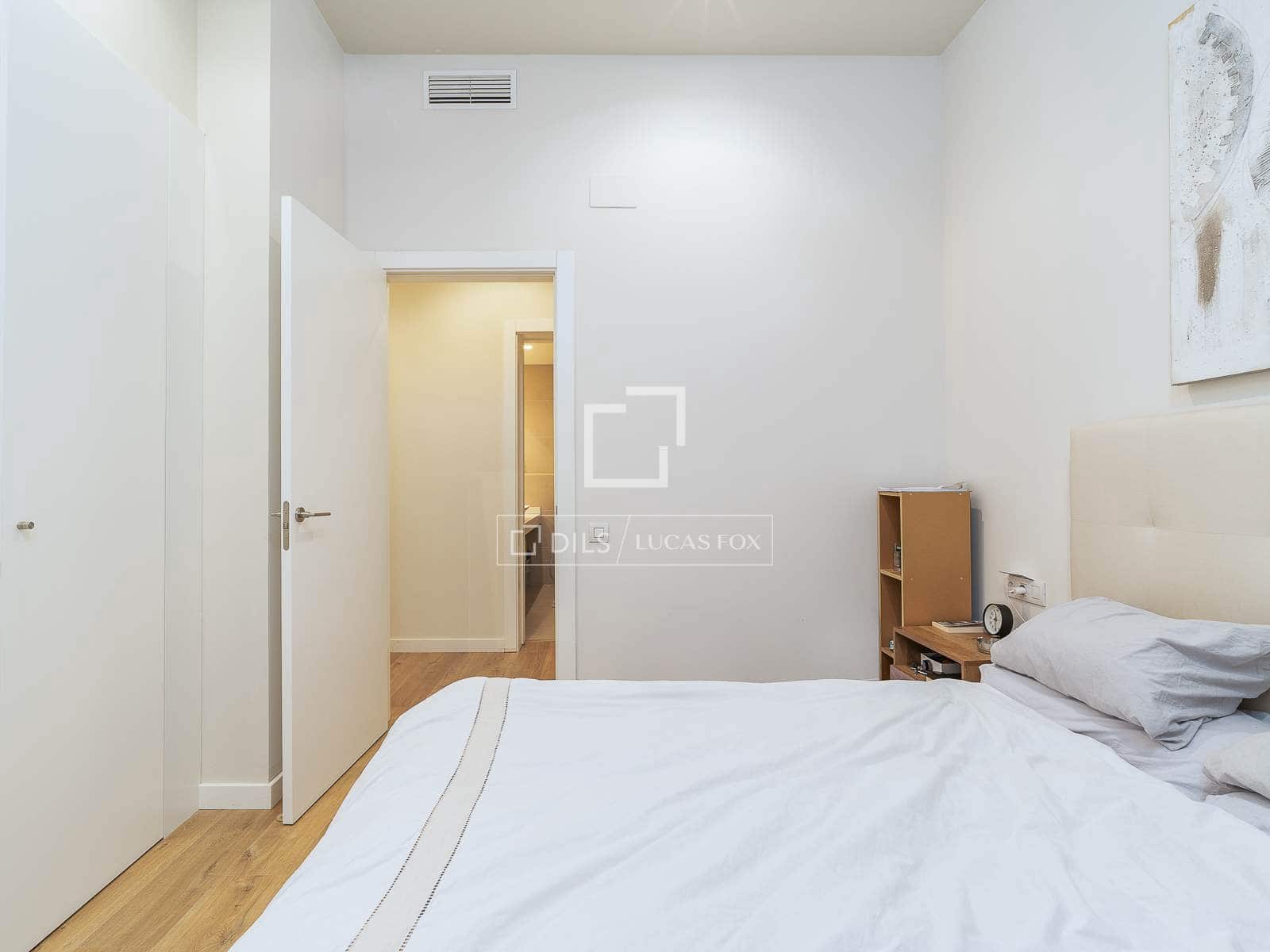 Apartamento de 4 habitaciones en Barcelona ciudad en venta - 1.050.000 € (Ref: 9697823)