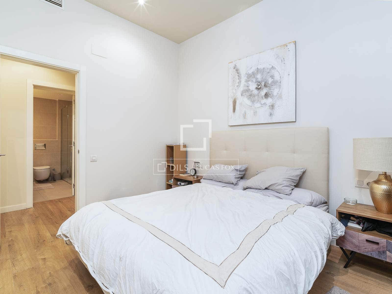Apartamento de 4 habitaciones en Barcelona ciudad en venta - 1.050.000 € (Ref: 9697823)