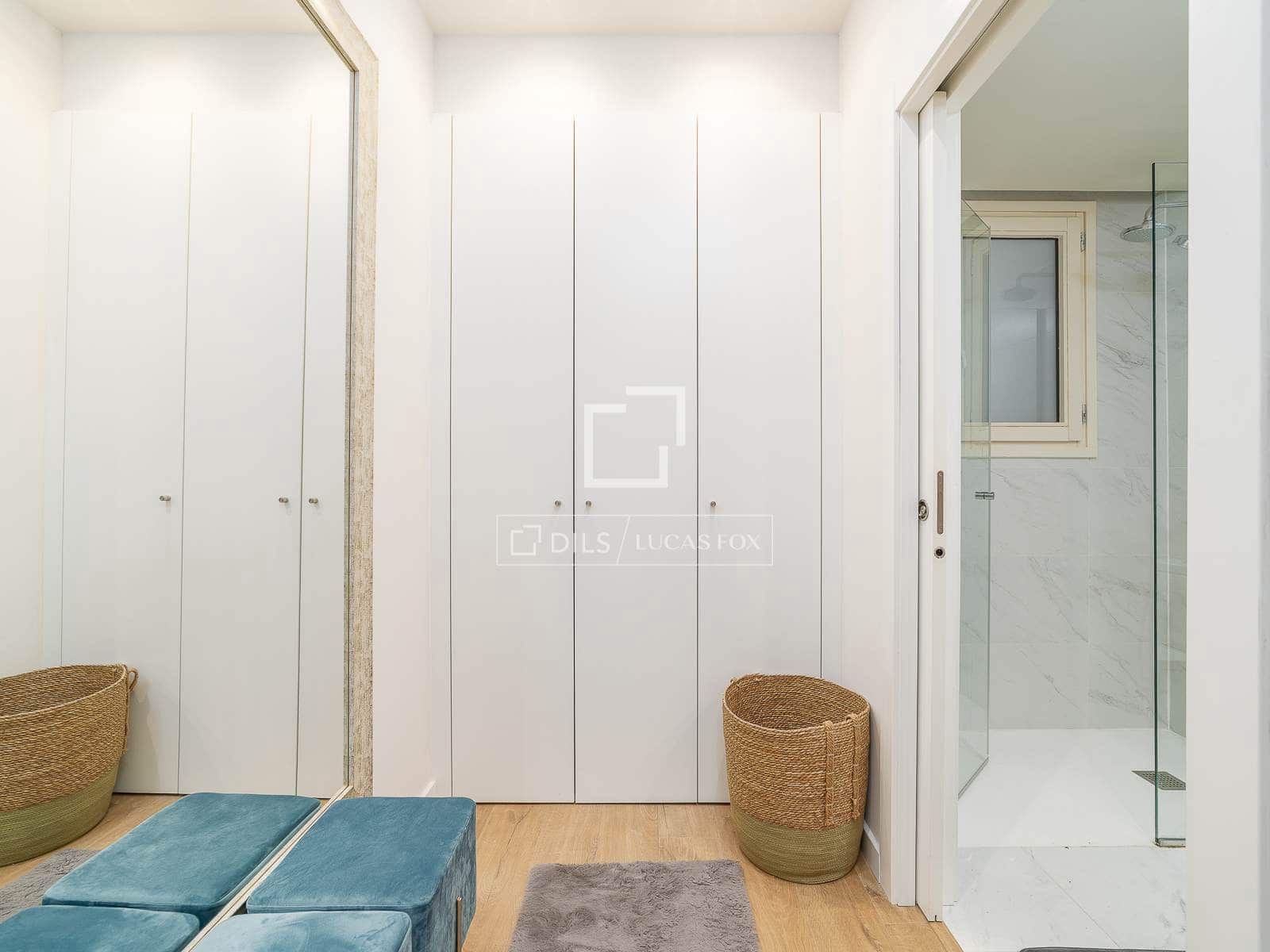 Apartamento de 4 habitaciones en Barcelona ciudad en venta - 1.050.000 € (Ref: 9697823)