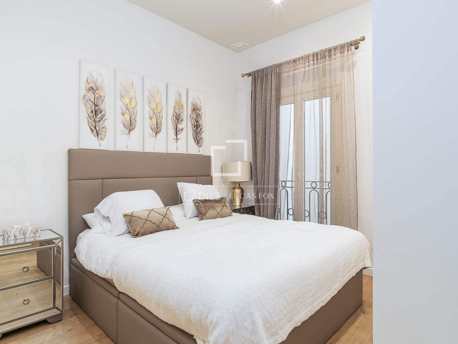 Apartamento de 4 habitaciones en Barcelona ciudad en venta - 1.050.000 € (Ref: 9697823)