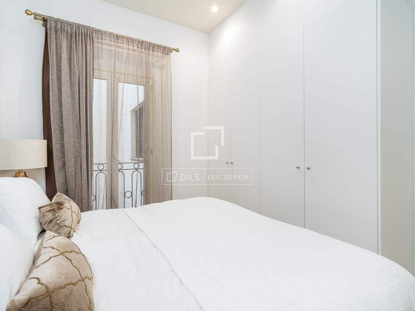 Apartamento de 4 habitaciones en Barcelona ciudad en venta - 1.050.000 € (Ref: 9697823)