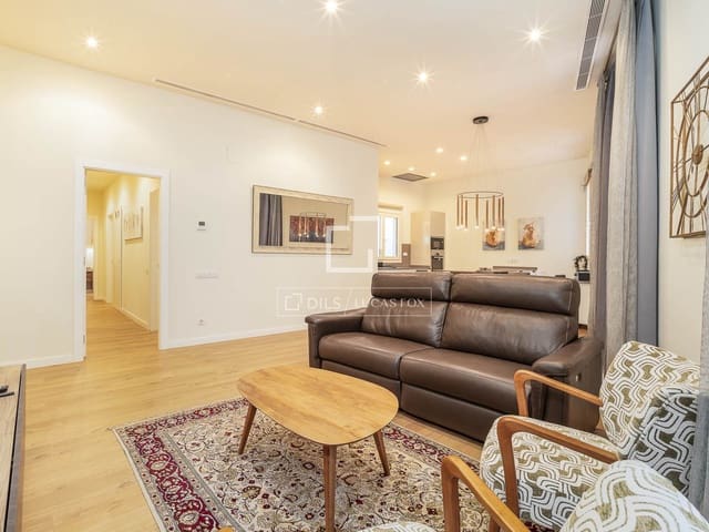 Apartamento de 4 habitaciones en Barcelona ciudad en venta - 1.050.000 € (Ref: 9697823)