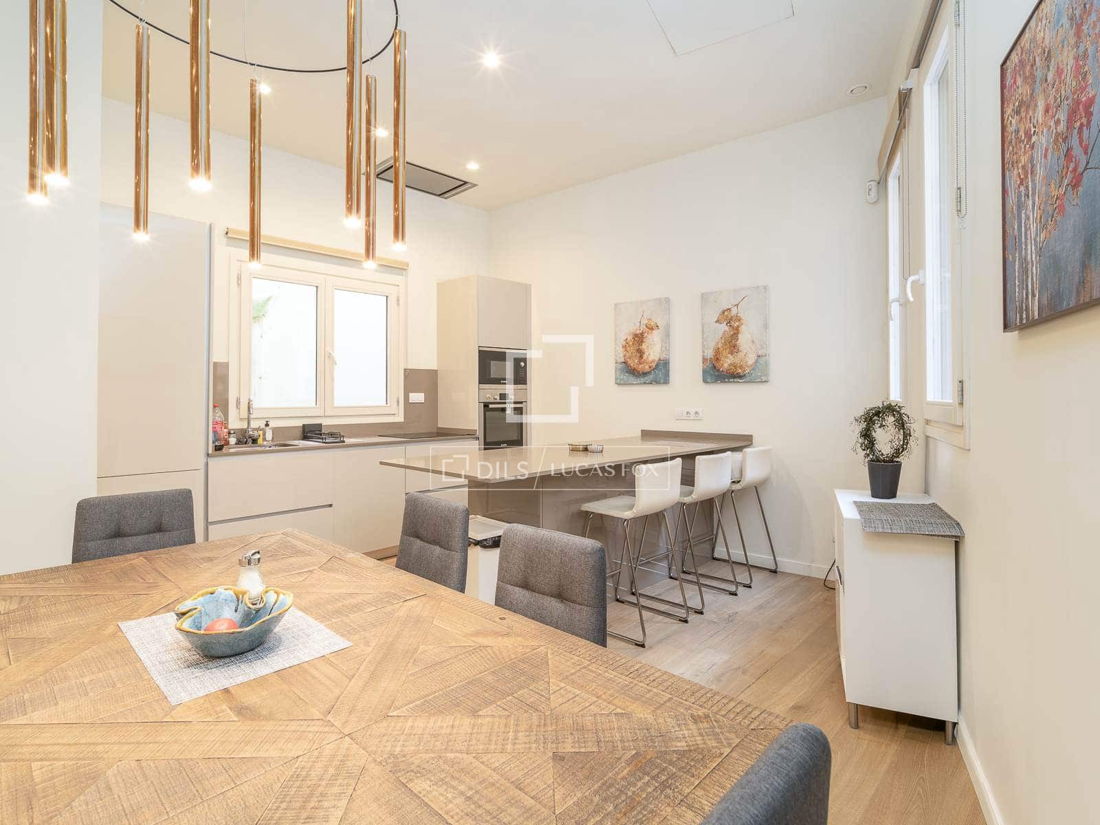 Apartamento de 4 habitaciones en Barcelona ciudad en venta - 1.050.000 € (Ref: 9697823)