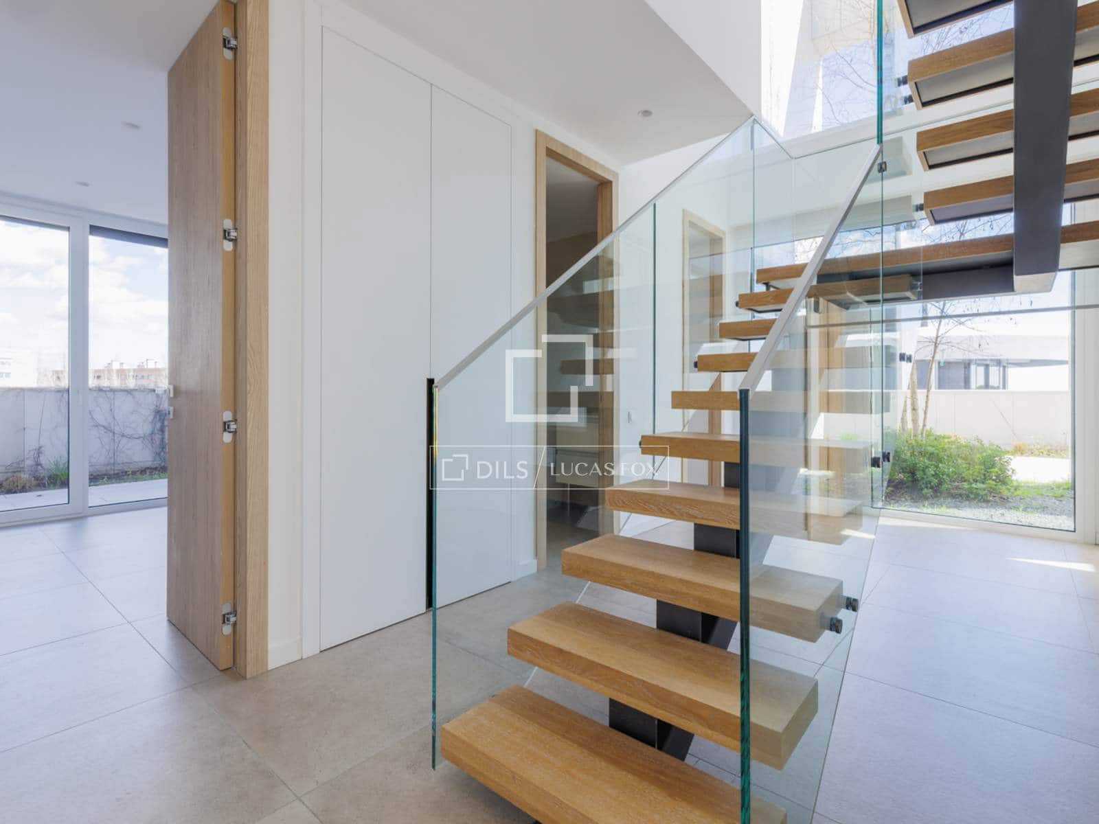 4 bedroom Penthouse for rent in Pozuelo de Alarcon with pool garage - € 6,200 (Ref: 9697893)