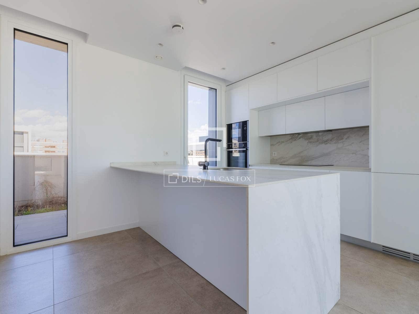 4 bedroom Penthouse for rent in Pozuelo de Alarcon with pool garage - € 6,200 (Ref: 9697893)