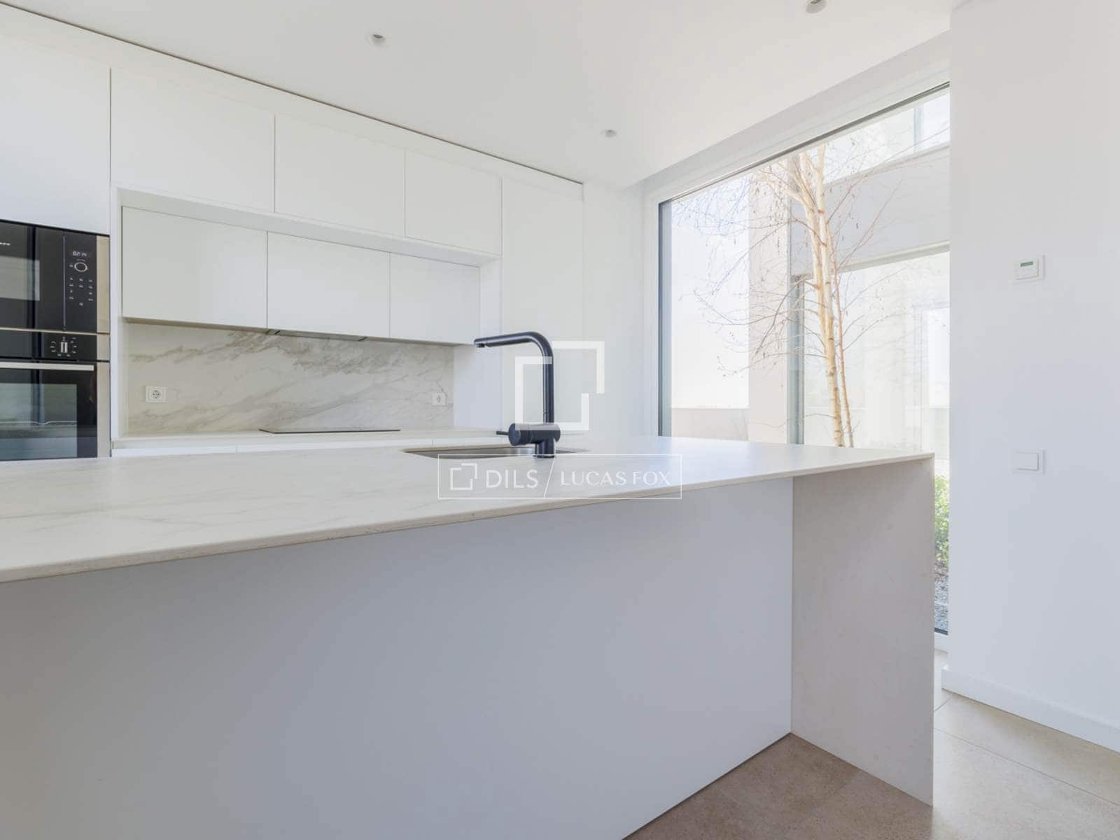 4 bedroom Penthouse for rent in Pozuelo de Alarcon with pool garage - € 6,200 (Ref: 9697893)