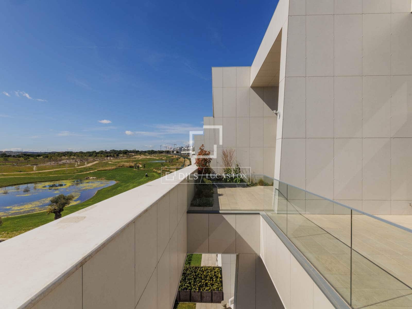 4 bedroom Penthouse for rent in Pozuelo de Alarcon with pool garage - € 6,200 (Ref: 9697893)