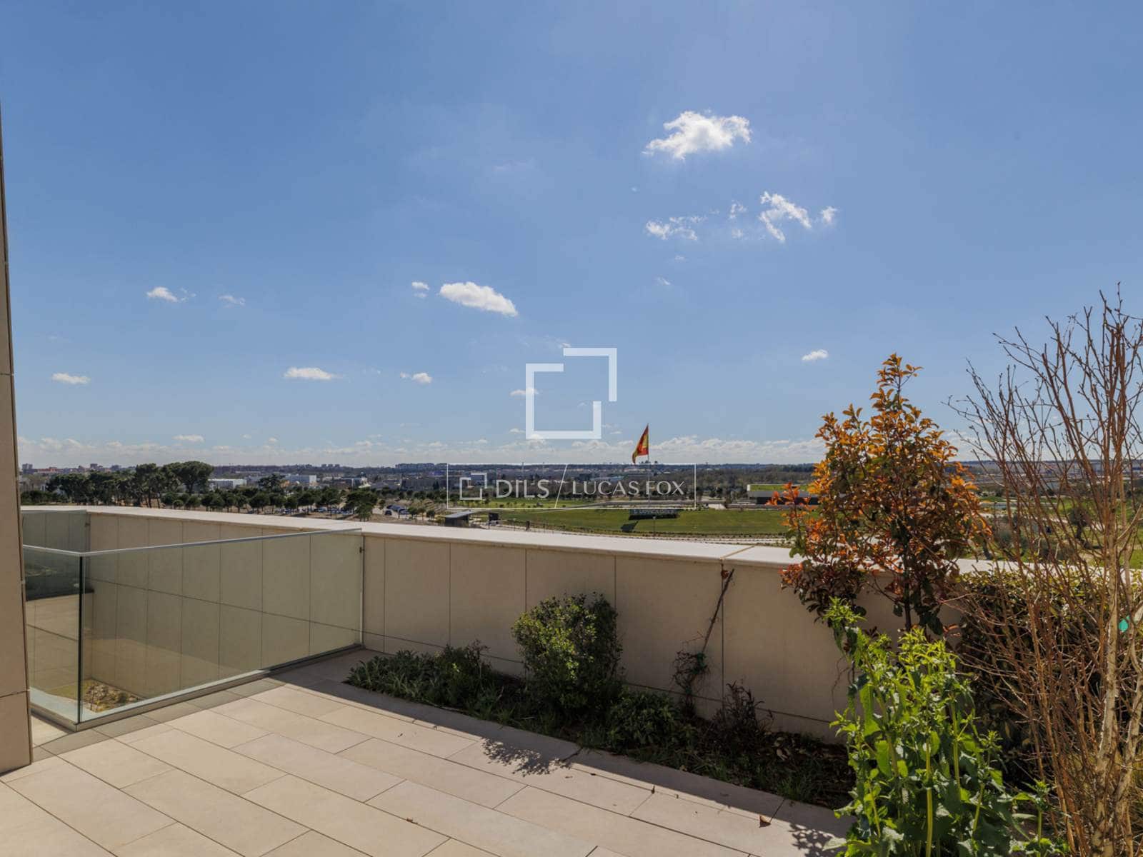 4 bedroom Penthouse for rent in Pozuelo de Alarcon with pool garage - € 6,200 (Ref: 9697893)