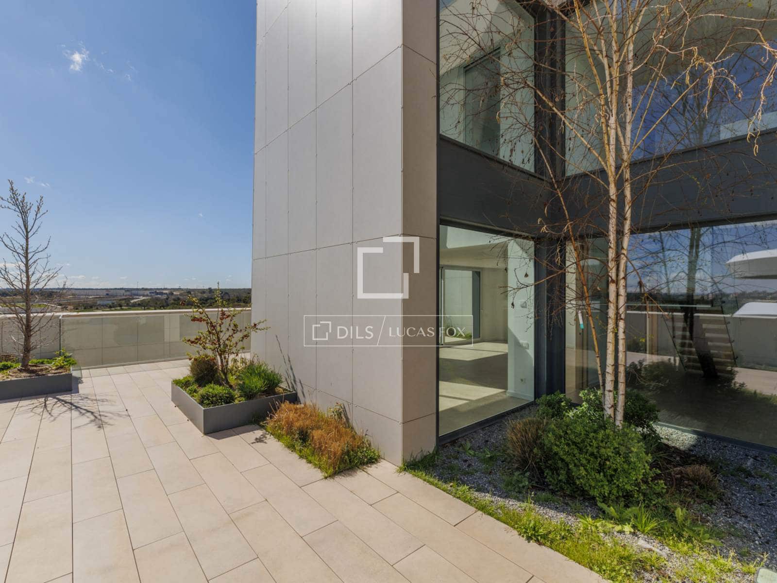 4 bedroom Penthouse for rent in Pozuelo de Alarcon with pool garage - € 6,200 (Ref: 9697893)