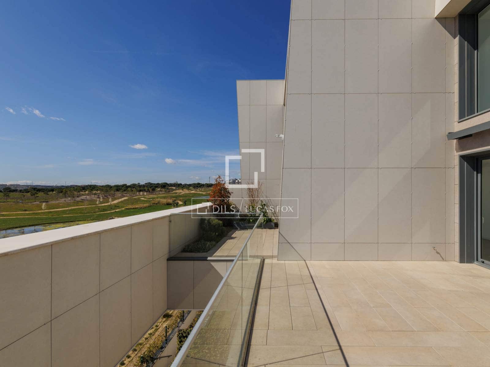 4 bedroom Penthouse for rent in Pozuelo de Alarcon with pool garage - € 6,200 (Ref: 9697893)