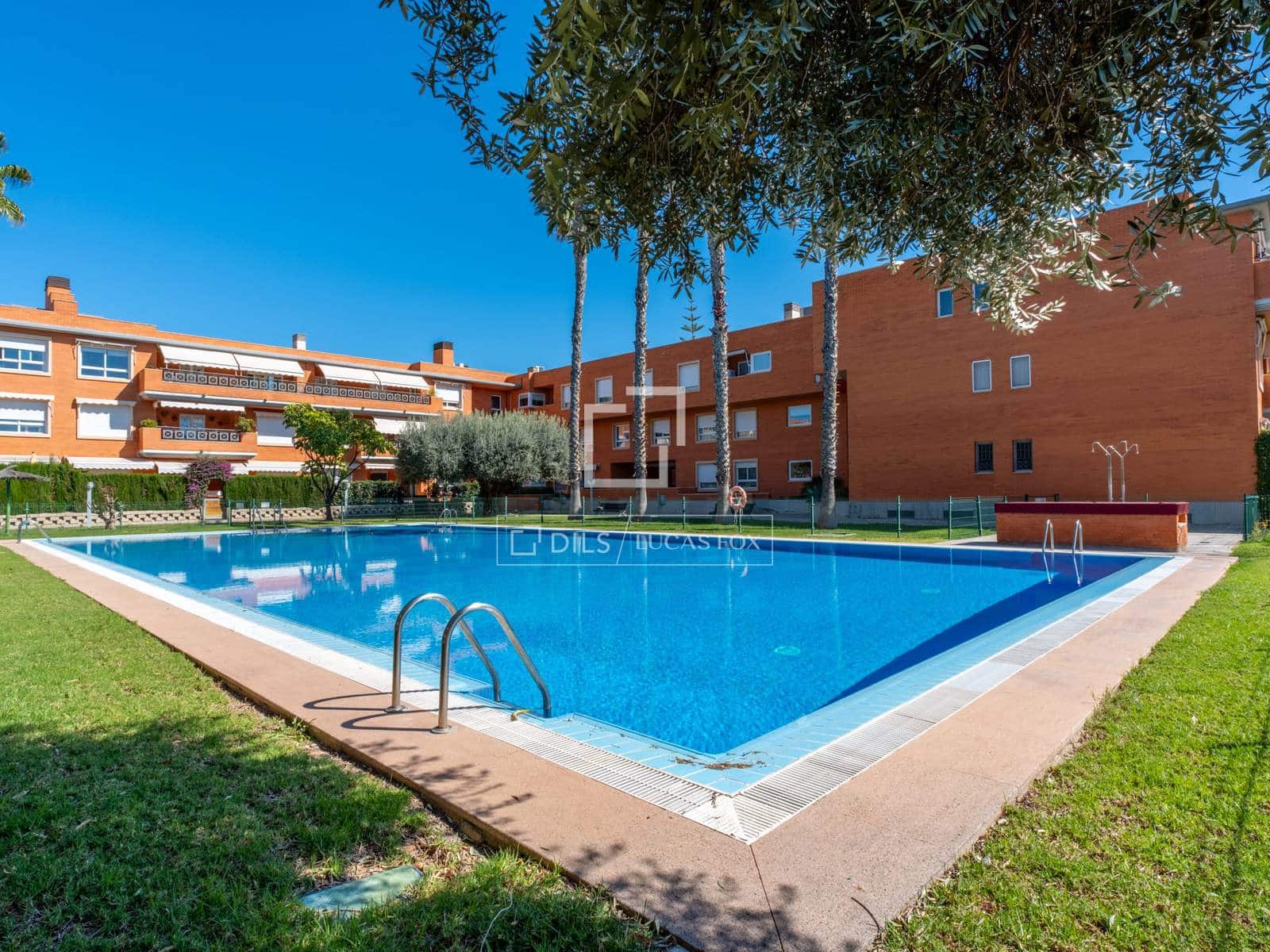 3 bedroom Apartment for sale in Alicante / Alacant city with pool garage - € 590,000 (Ref: 9699229)
