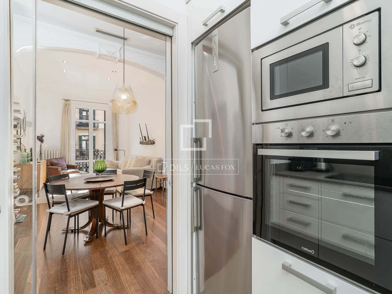 2 bedroom Apartment for sale in Barcelona city - € 795,000 (Ref: 9699230)