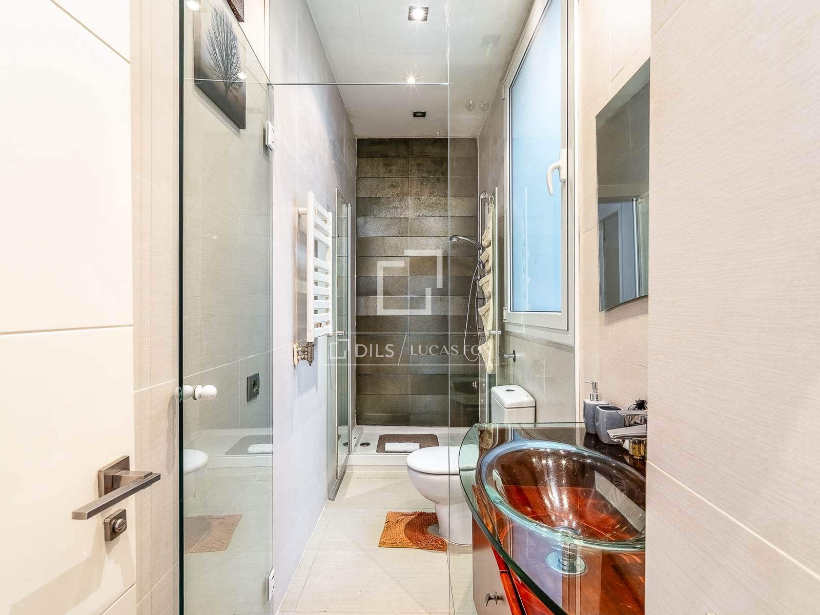 2 bedroom Apartment for sale in Barcelona city - € 795,000 (Ref: 9699230)