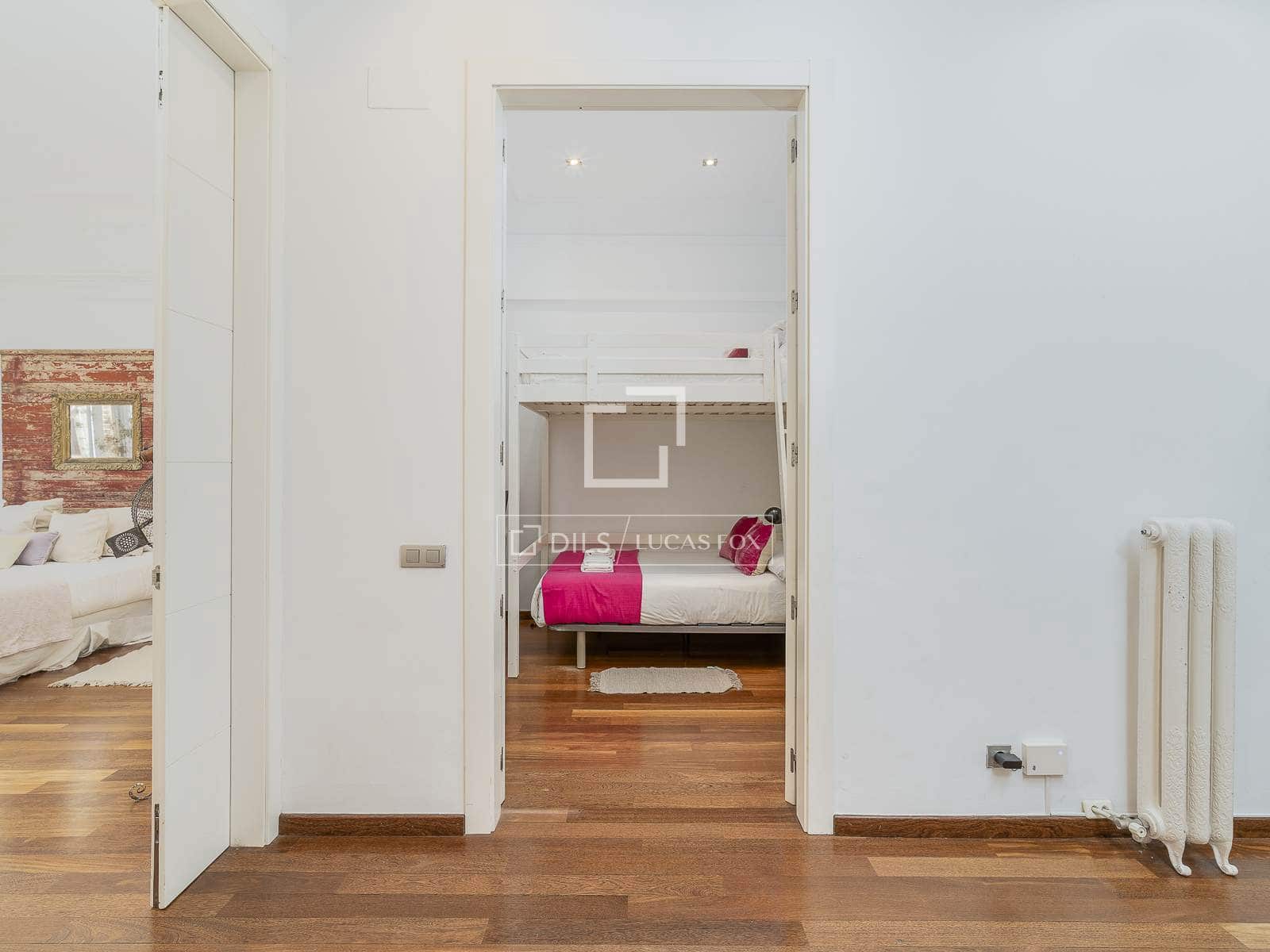 2 bedroom Apartment for sale in Barcelona city - € 795,000 (Ref: 9699230)