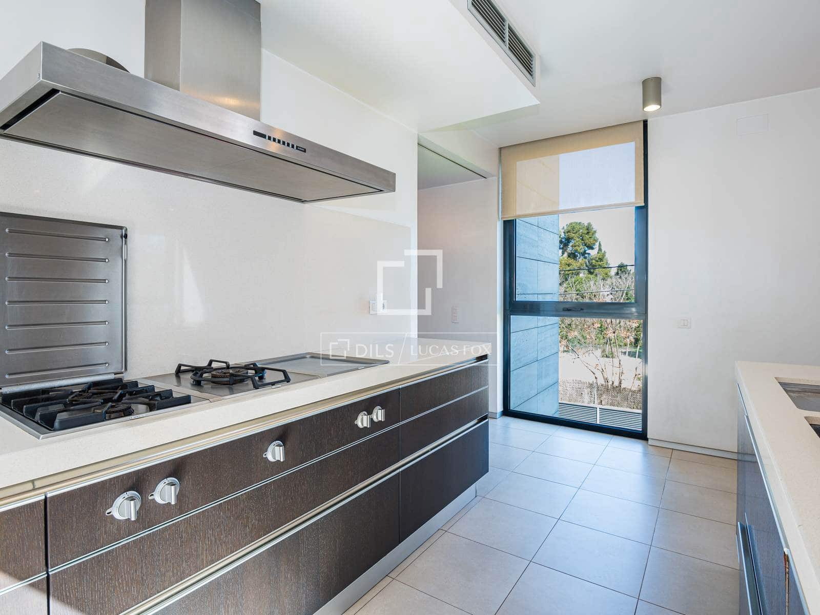 6 bedroom Villa for sale in Valldoreix with pool garage - € 1,950,000 (Ref: 9699231)