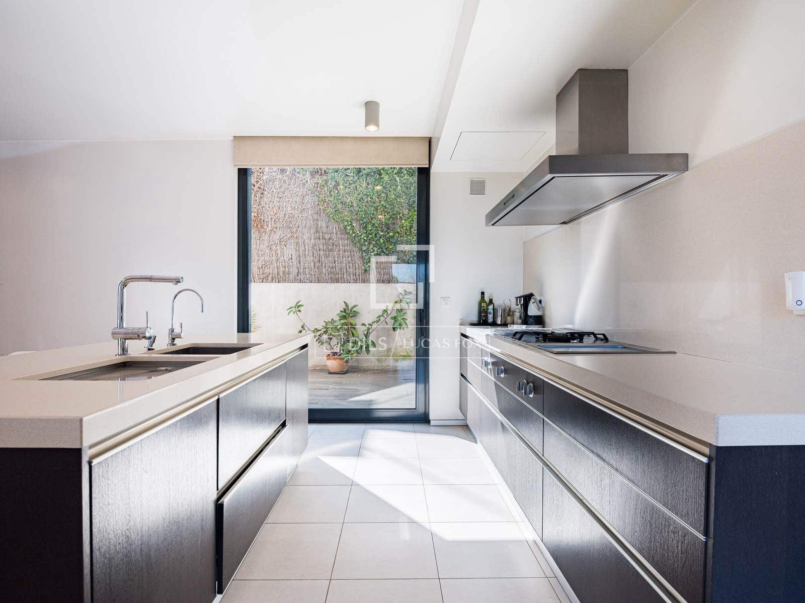 6 bedroom Villa for sale in Valldoreix with pool garage - € 1,950,000 (Ref: 9699231)