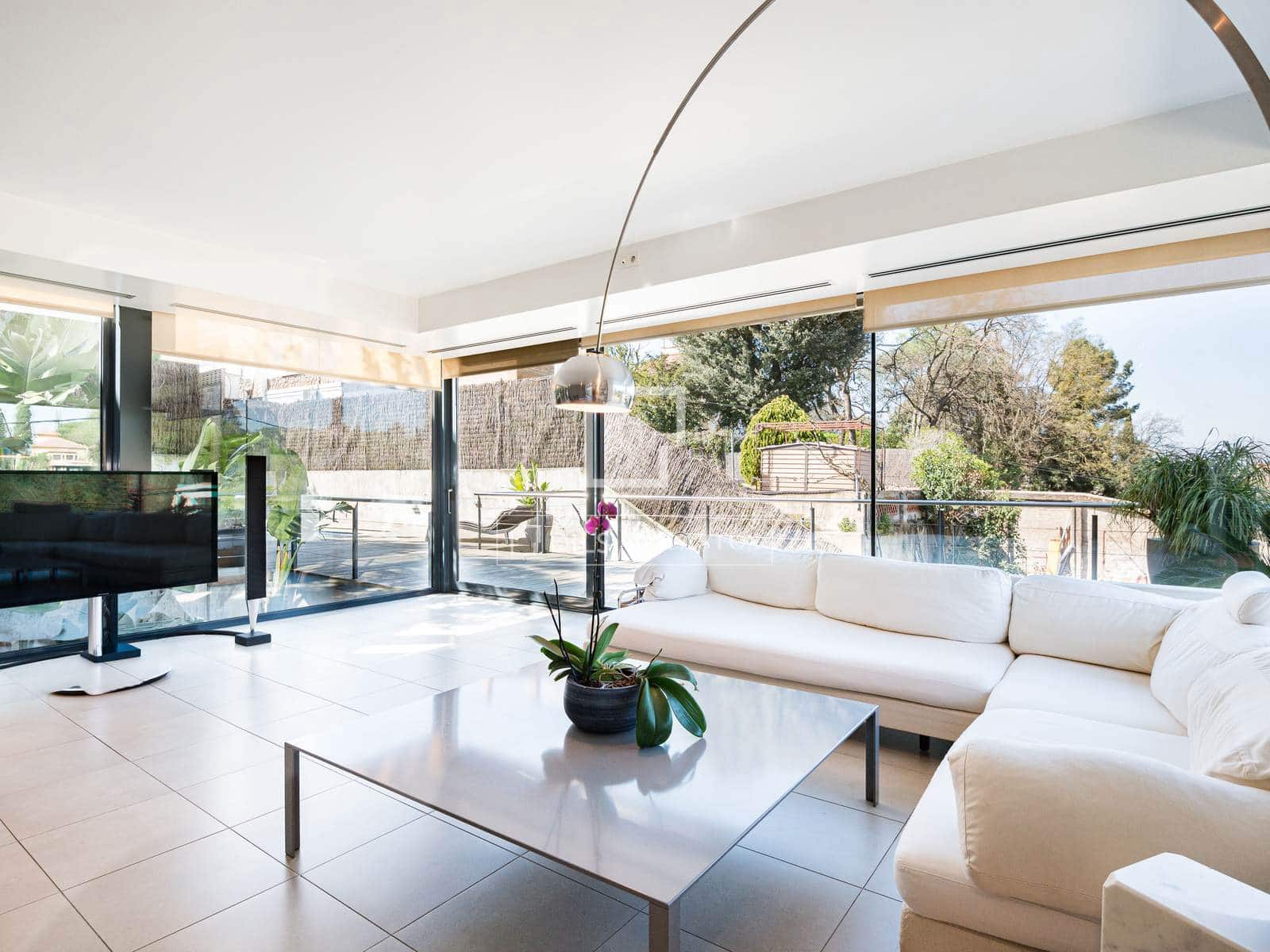 6 bedroom Villa for sale in Valldoreix with pool garage - € 1,950,000 (Ref: 9699231)