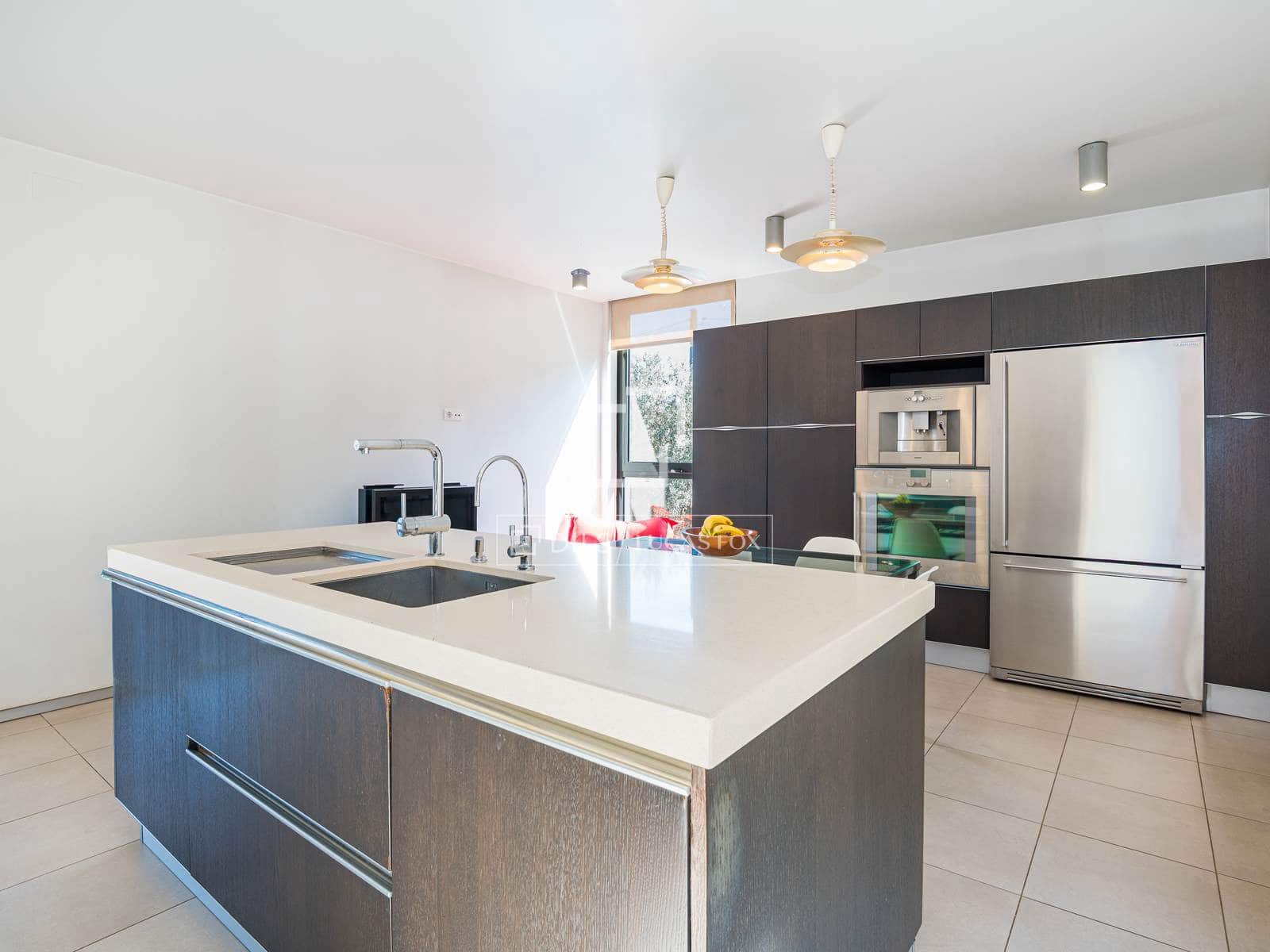 6 bedroom Villa for sale in Valldoreix with pool garage - € 1,950,000 (Ref: 9699231)