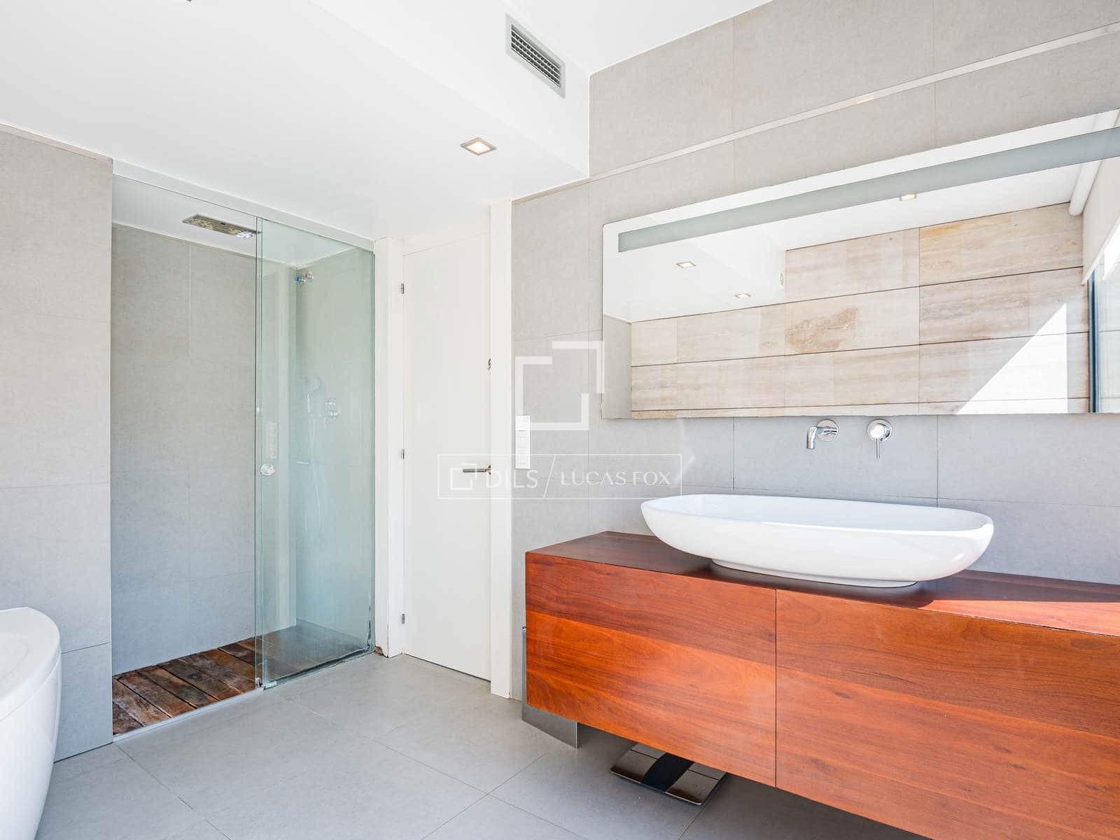 6 bedroom Villa for sale in Valldoreix with pool garage - € 1,950,000 (Ref: 9699231)